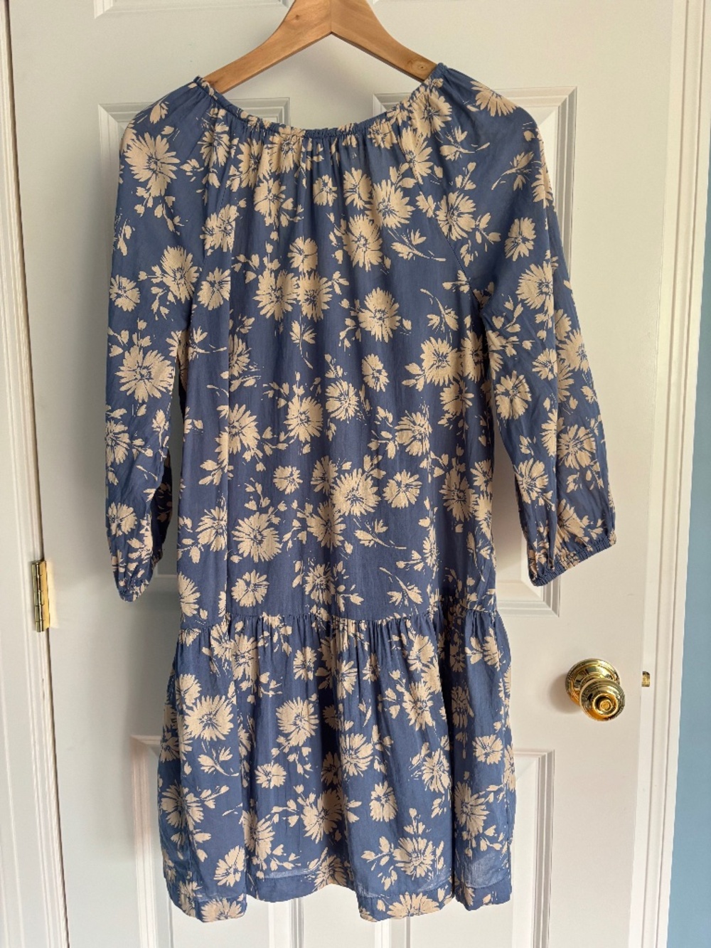 Gap blue and tan flowered dress